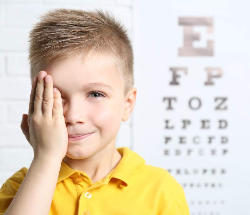 Examen de la vista pediátrico